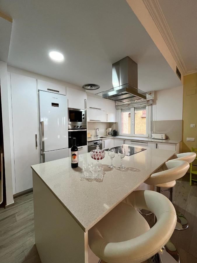 Seahomes Vacations - Nautic Maritime Apt Blanes Luaran gambar