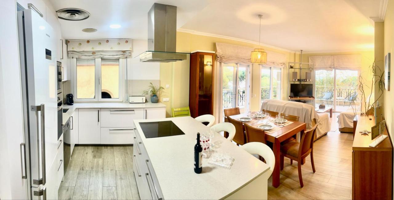 Seahomes Vacations - Nautic Maritime Apt Blanes Luaran gambar