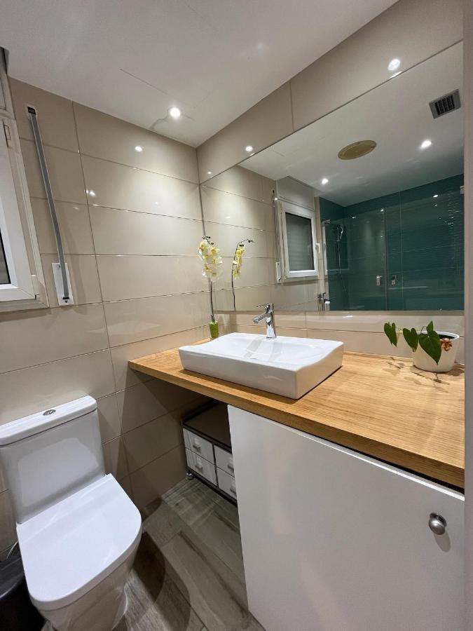 Seahomes Vacations - Nautic Maritime Apt Blanes Luaran gambar